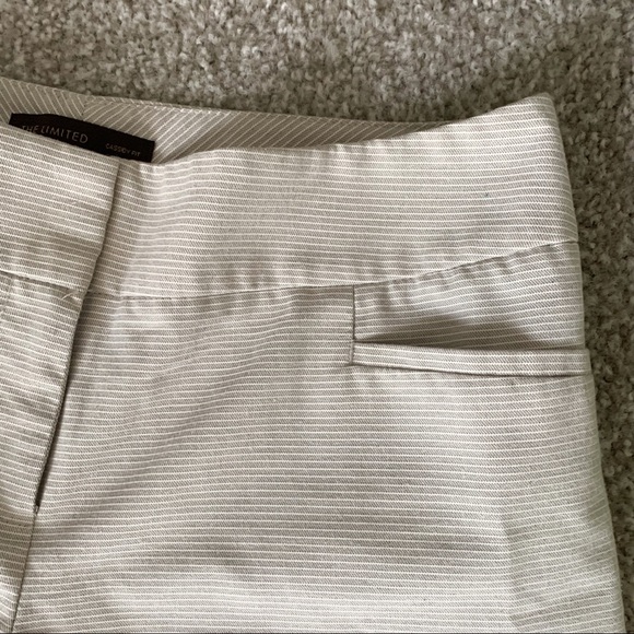 The Limited Cassidy Fit Shorts - Picture 2 of 6